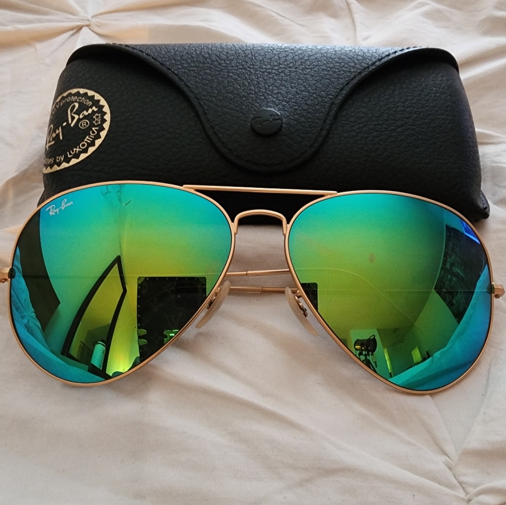 RAYBAN Aviator Flash Lense Sunglasses